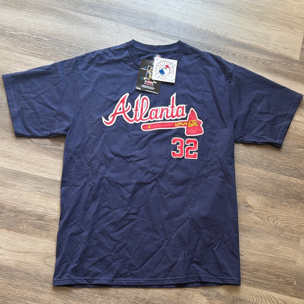 Atlanta Braves Navy Graphic Tee Lowe & Number 32